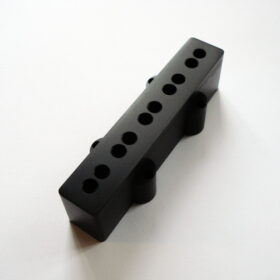 Pickupkappe Typ JB - Standardspacing - schwarz