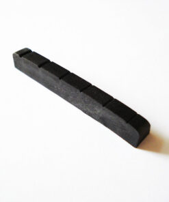 Gitarrensattel - E-Gitarre Carbon / Nylon gekerbt - schwarz