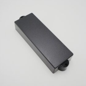 Pickupkappe - P-Bass - 5 String - geschlossen - schwarz