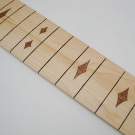 Fretboard - Maple - Griffbrett - Ahorn 647 mit Wood Diamond Inlays - geschwungene Version