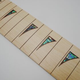 Fretboard - Maple - Griffbrett - Ahorn 647 mit Shark Fin Inlays Abalone & Wood